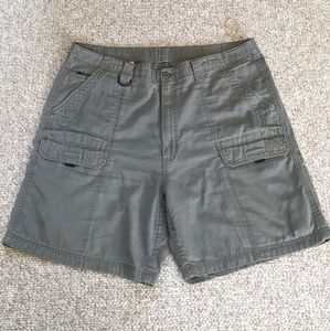 Wrangler Men's Green Khaki Shorts Sz 42